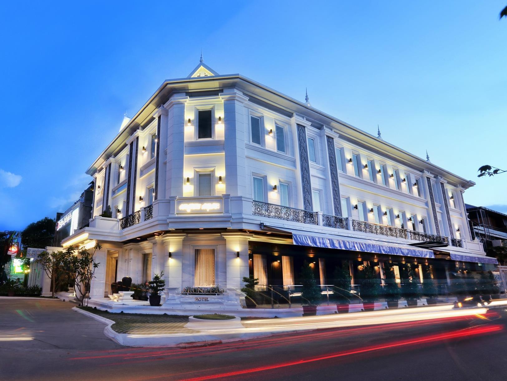 Arunreas Hotel Phnom Penh Exterior photo